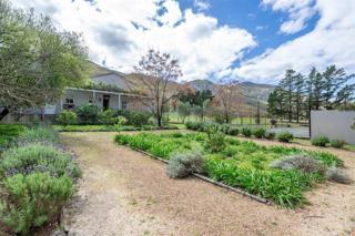 9 Bedroom Property for Sale in Stanford Western Cape